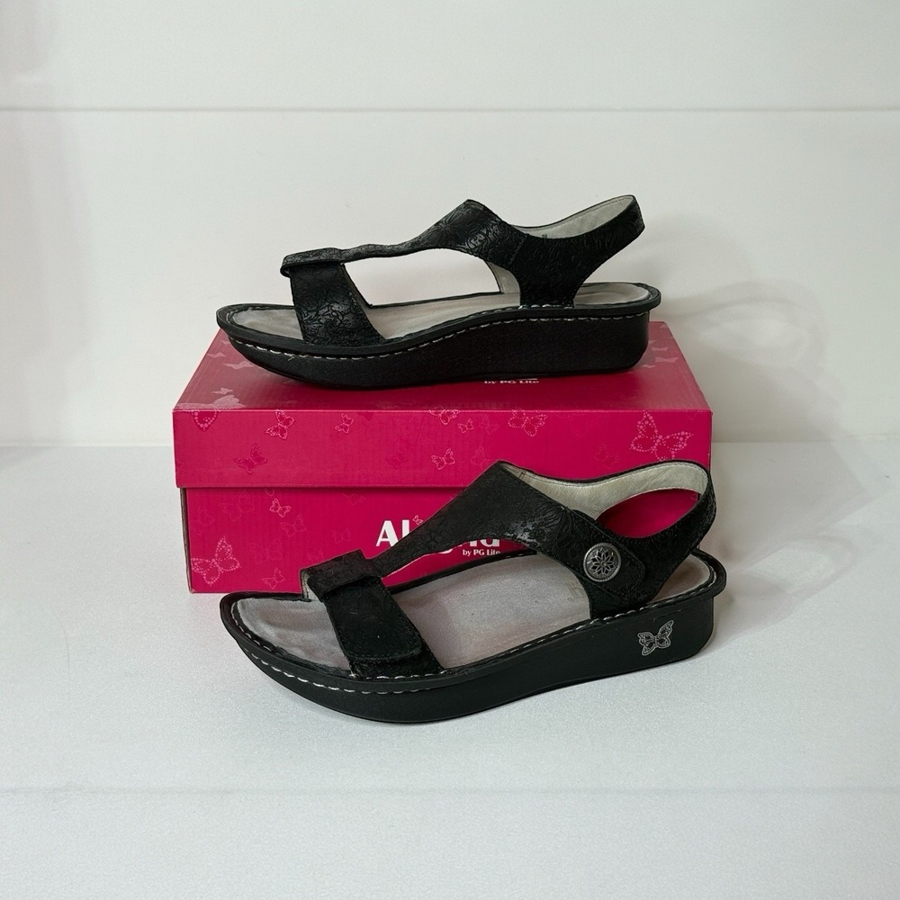 Black Women's Comfort Sandals